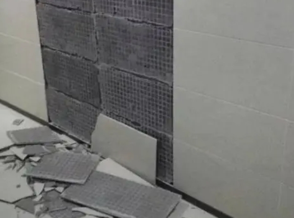 桐柏瓷砖空鼓维修公司分享下桐柏墙砖松动维修的知识